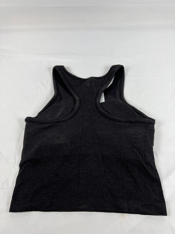 Lululemon women’s workout top