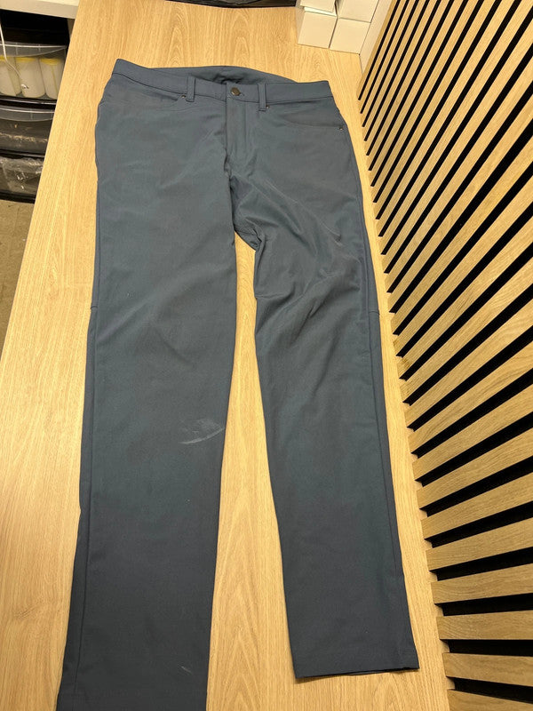 Lululemon men’s pants - TWN Clothing