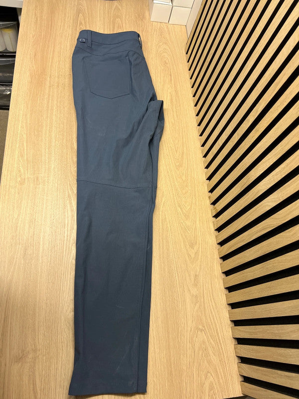 Lululemon men’s pants - TWN Clothing